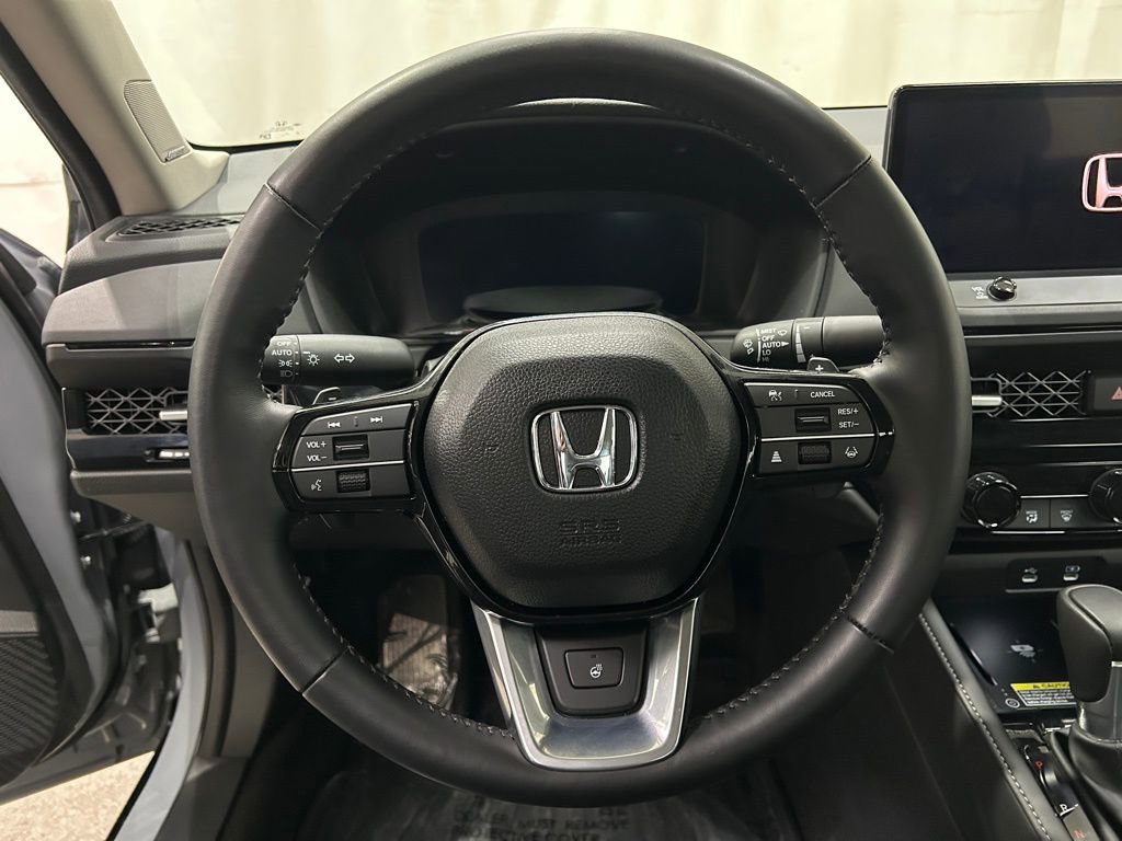 Certified 2025 Honda Accord Touring image 16