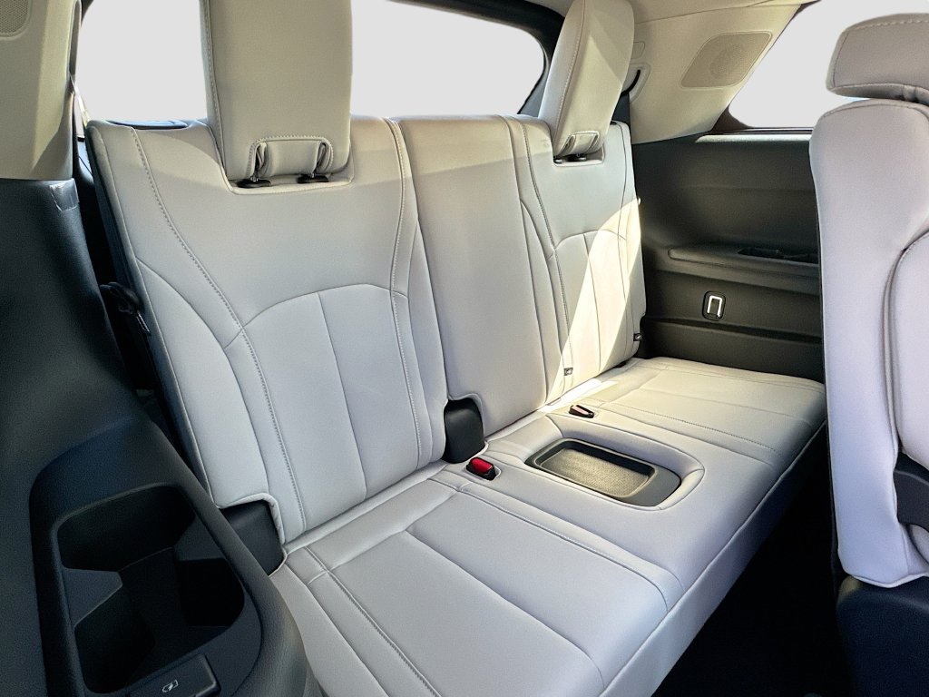 Certified 2026 INFINITI QX60 Luxe w/ Cargo Package FWD image 30