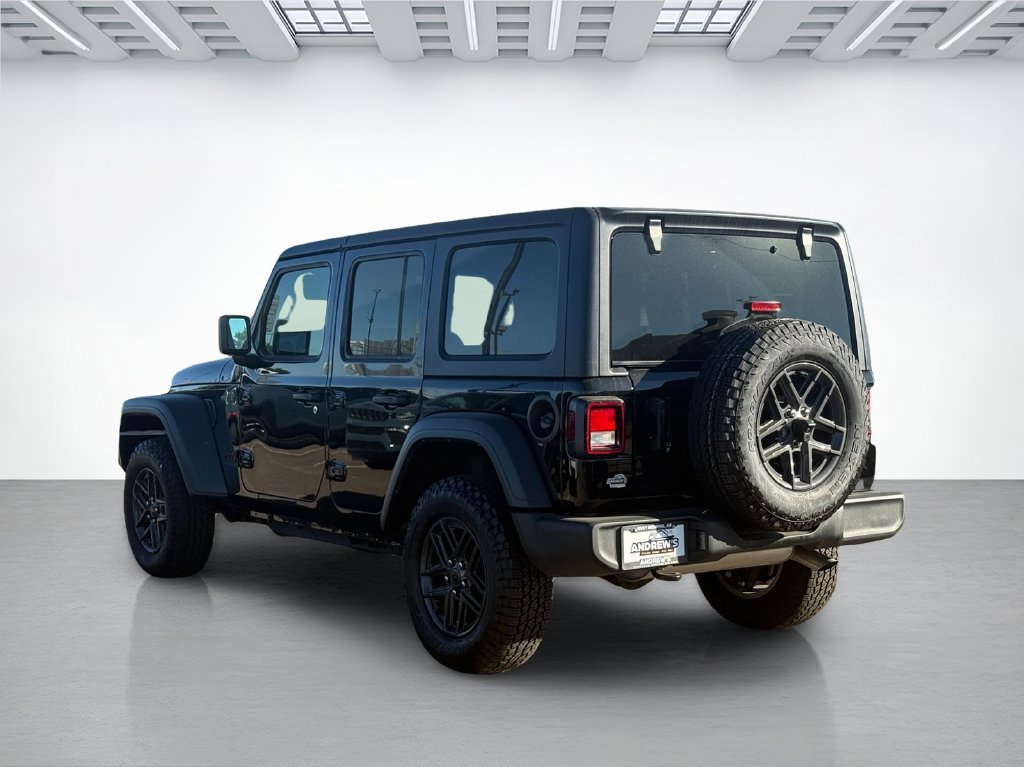 Used 2026 Jeep Wrangler Unlimited Sport AWD/4WD image 7