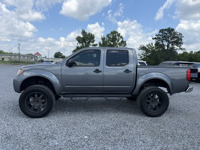 Used 2019 Nissan Frontier SV w/ Value Truck Package RWD image 3