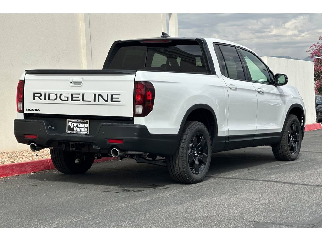 New 2026 Honda Ridgeline Black Edition image 4