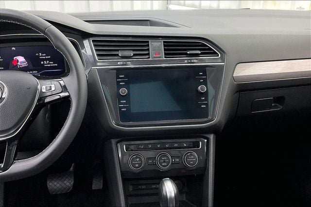 Used 2021 Volkswagen Tiguan SEL w/ 2-Row Tiguan MDO Package AWD/4WD image 6