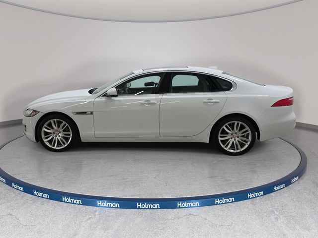 Used 2016 Jaguar XF Prestige AWD/4WD image 9