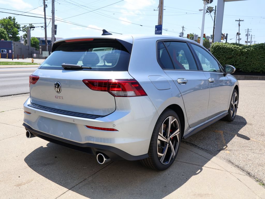 New 2026 Volkswagen GTI SE FWD image 5