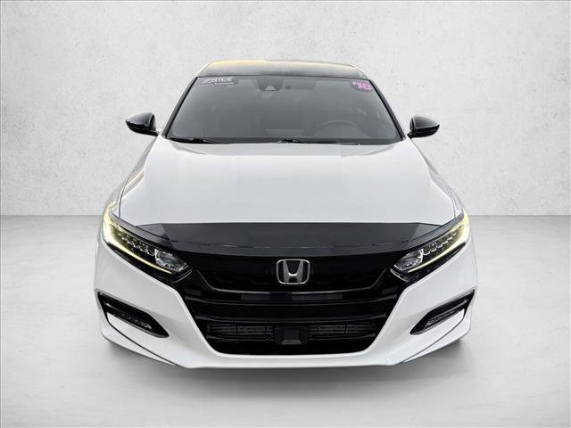 Used 2018 Honda Accord Sport image 2