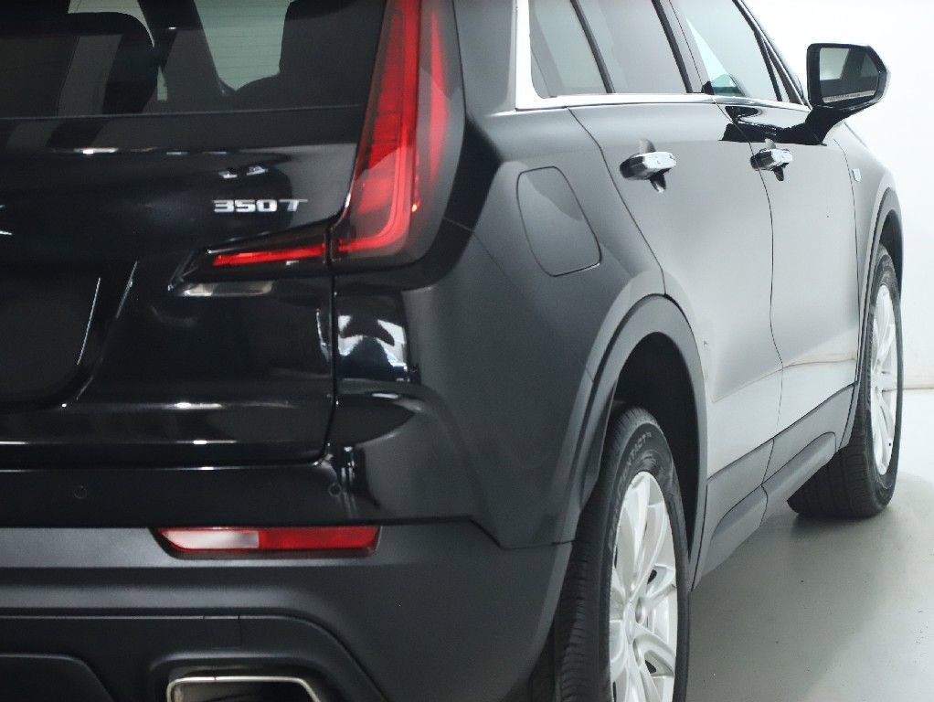 Used 2023 Cadillac XT4 Luxury w/ Cold Weather Package image 45