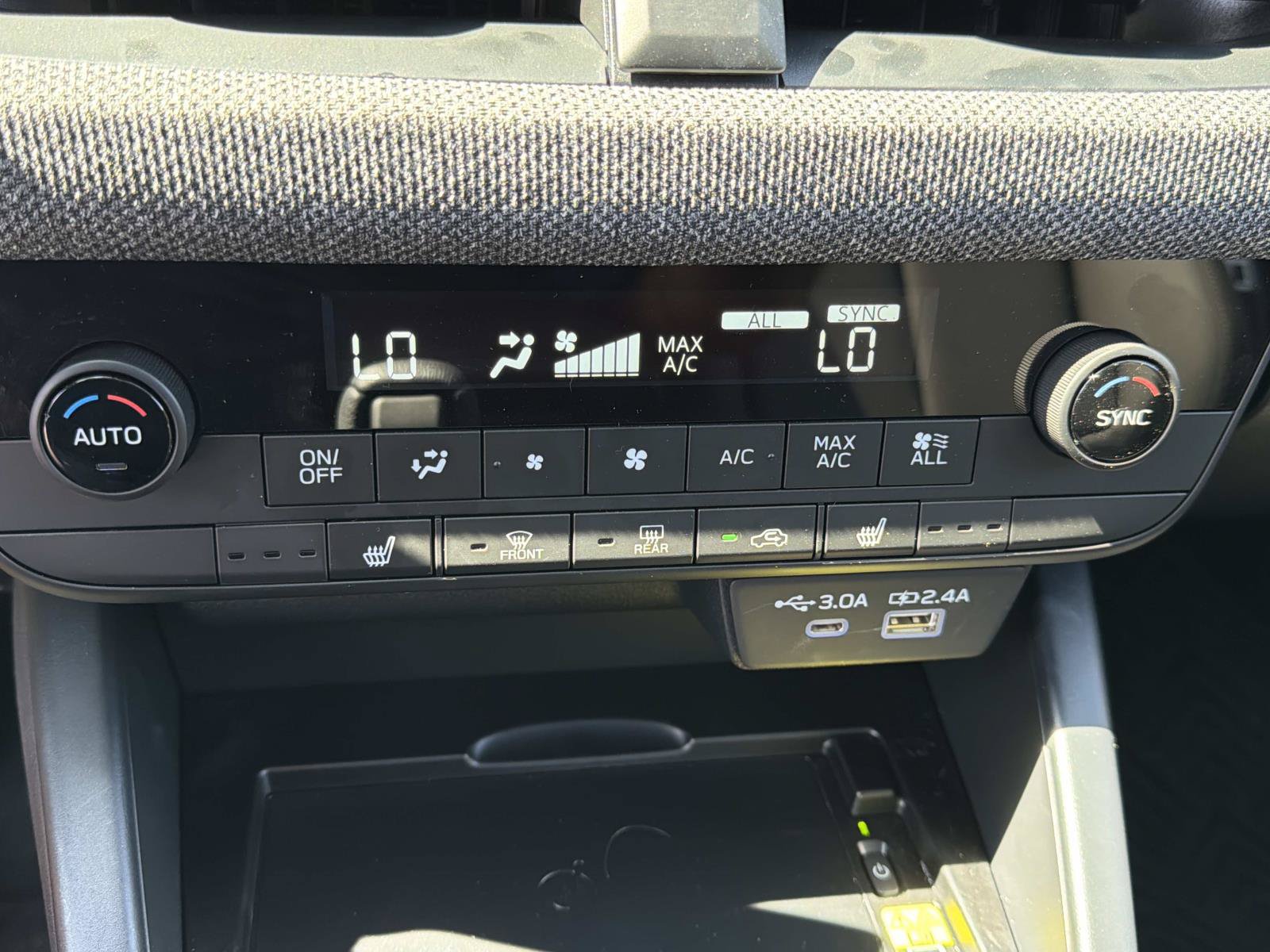 Certified 2026 Subaru Outback Limited AWD/4WD image 28