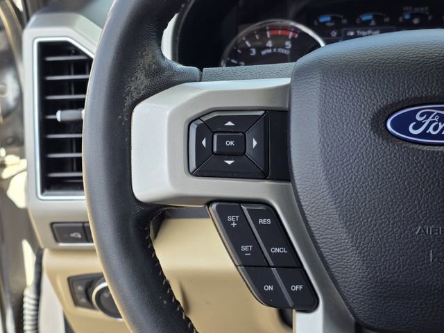 Used 2019 Ford F350 Lariat w/ Tow Technology Bundle image 27