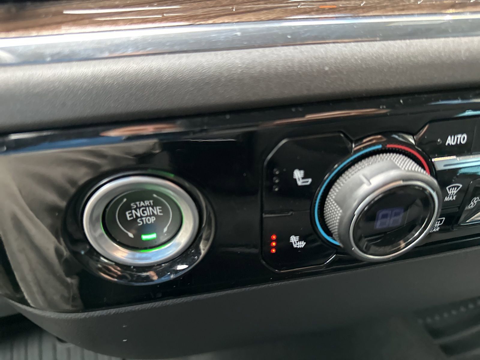 Used 2023 Chevrolet Silverado 1500 LT image 25