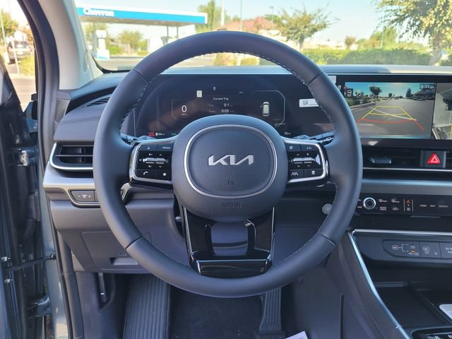 New 2026 Kia Carnival SX w/ SX Dark Edition Package FWD image 12