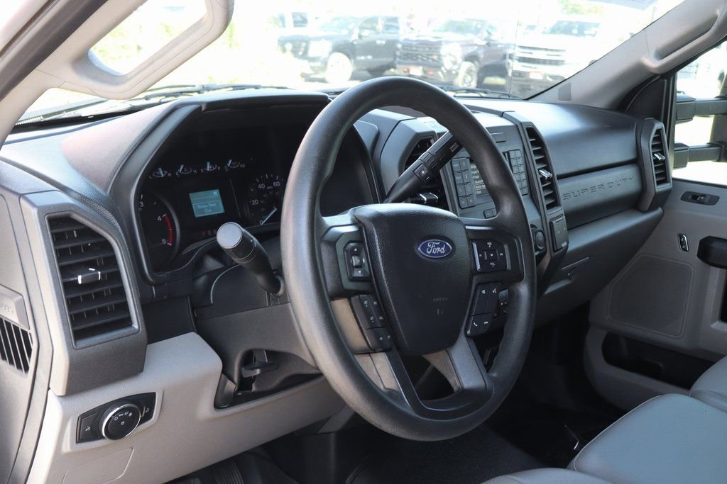 Used 2021 Ford F550 2WD Regular Cab Super Duty image 21