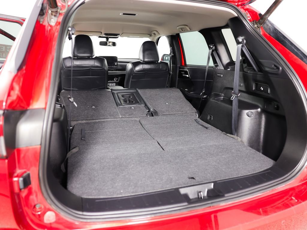 Used 2022 Mitsubishi Outlander SE image 18