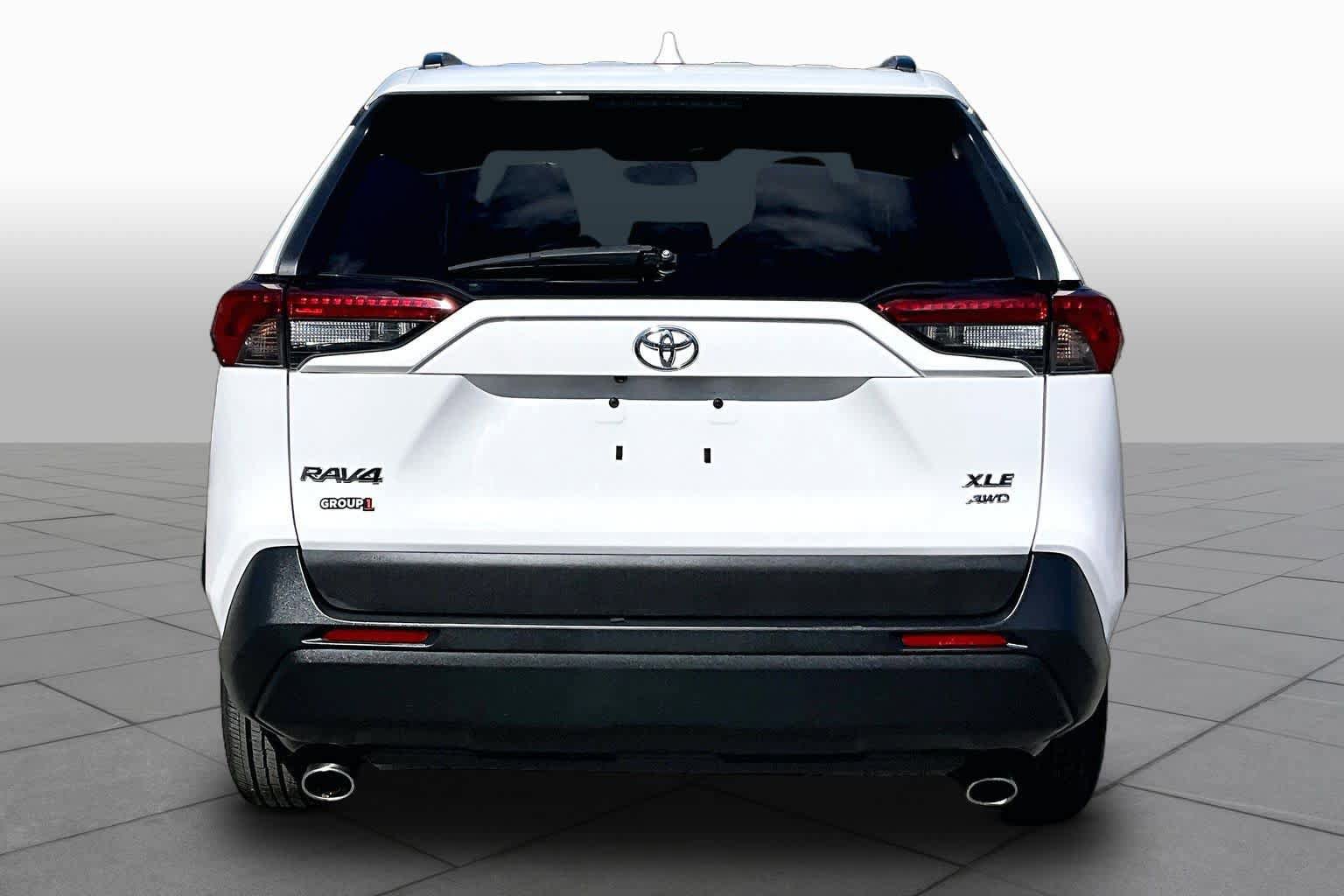 Certified 2019 Toyota RAV4 XLE w/ Convenience Package AWD/4WD image 5
