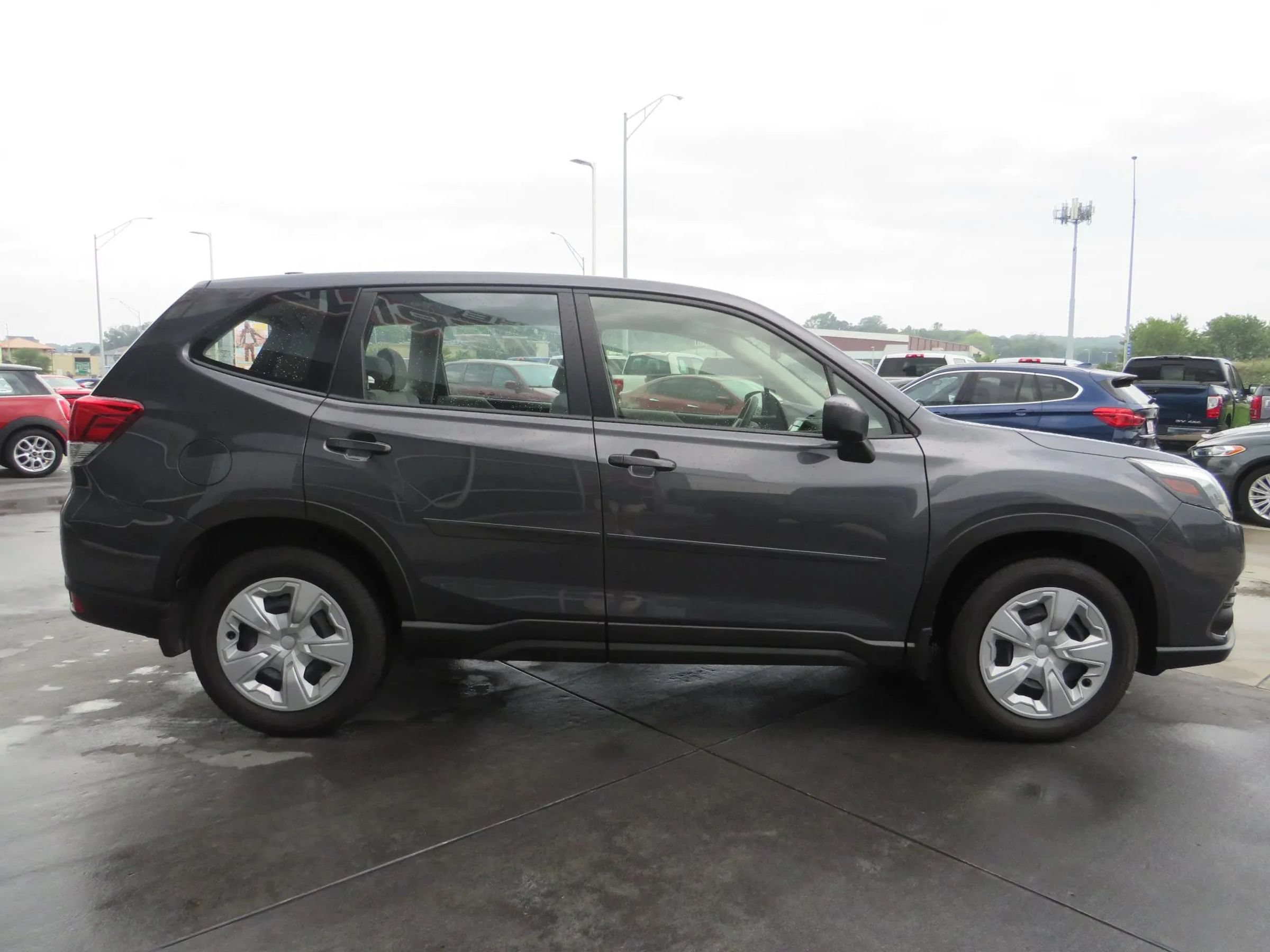 Used 2022 Subaru Forester AWD/4WD image 8