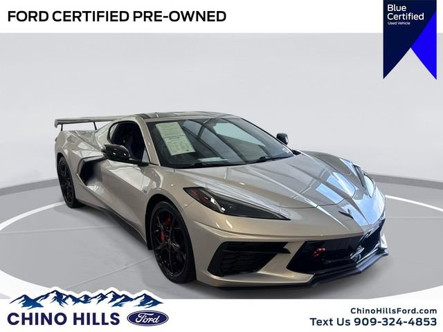 Used 2022 Chevrolet Corvette Stingray Preferred Cpe w/ Z51 Performance Package RWD image 1