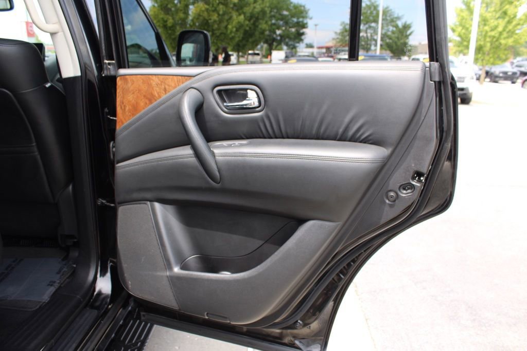 Used 2023 Nissan Armada SL image 25