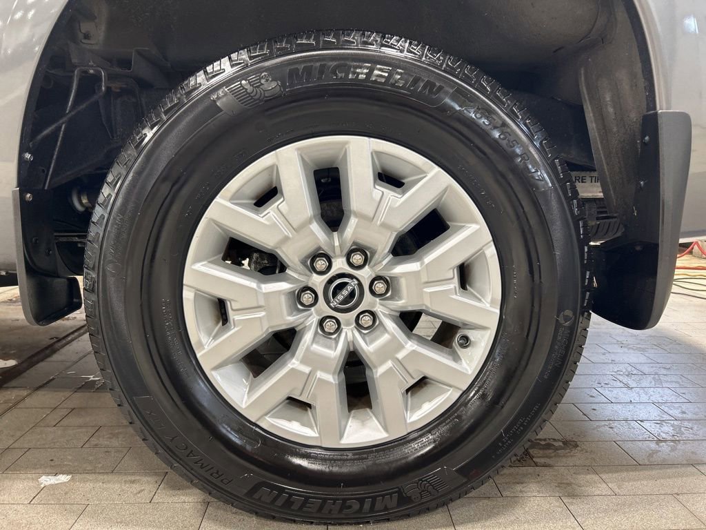 Used 2022 Nissan Frontier SV image 31