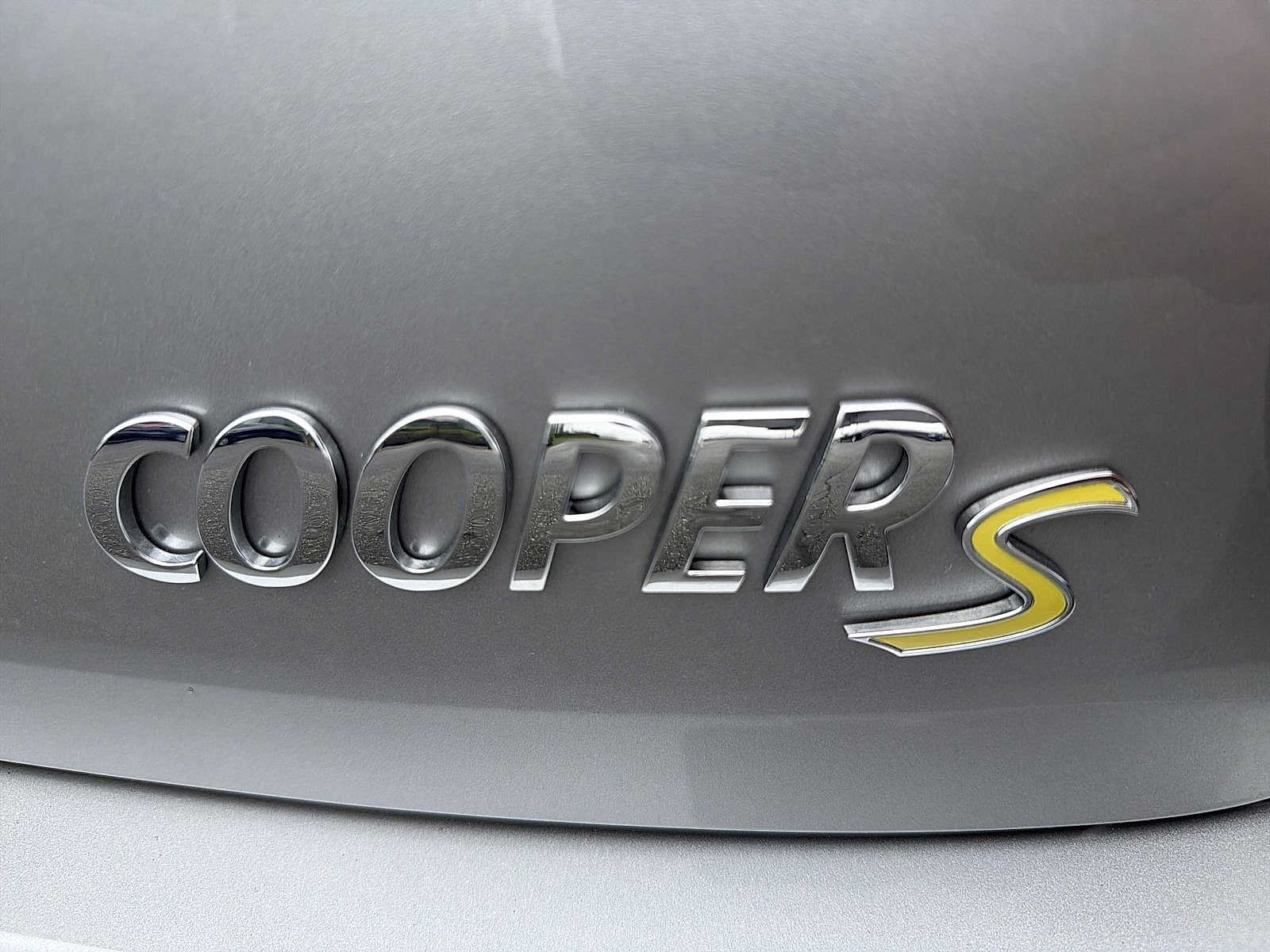 Used 2024 MINI Cooper SE w/ Signature Upholstery Package FWD image 15