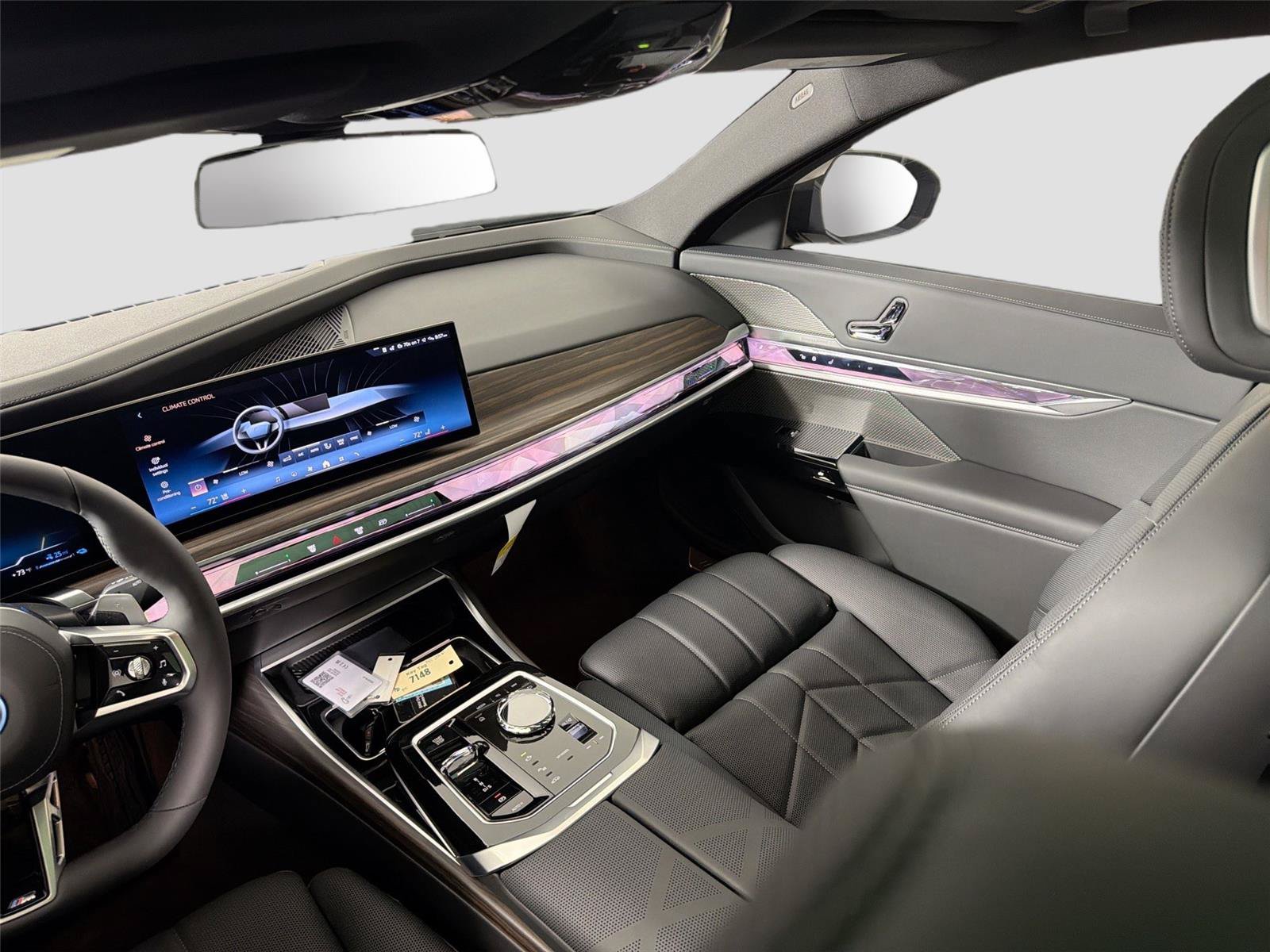 New 2026 BMW 750e xDrive AWD/4WD image 46