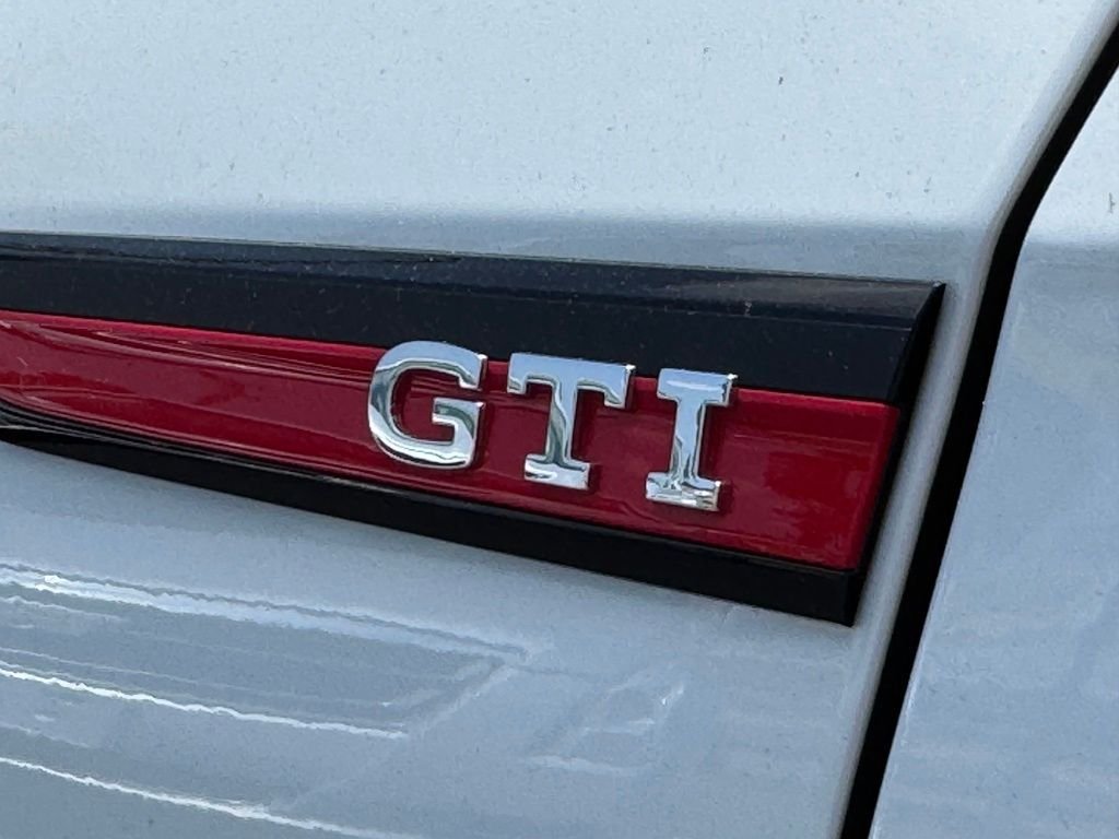 Used 2023 Volkswagen GTI SE w/ SE Leather Package FWD image 10