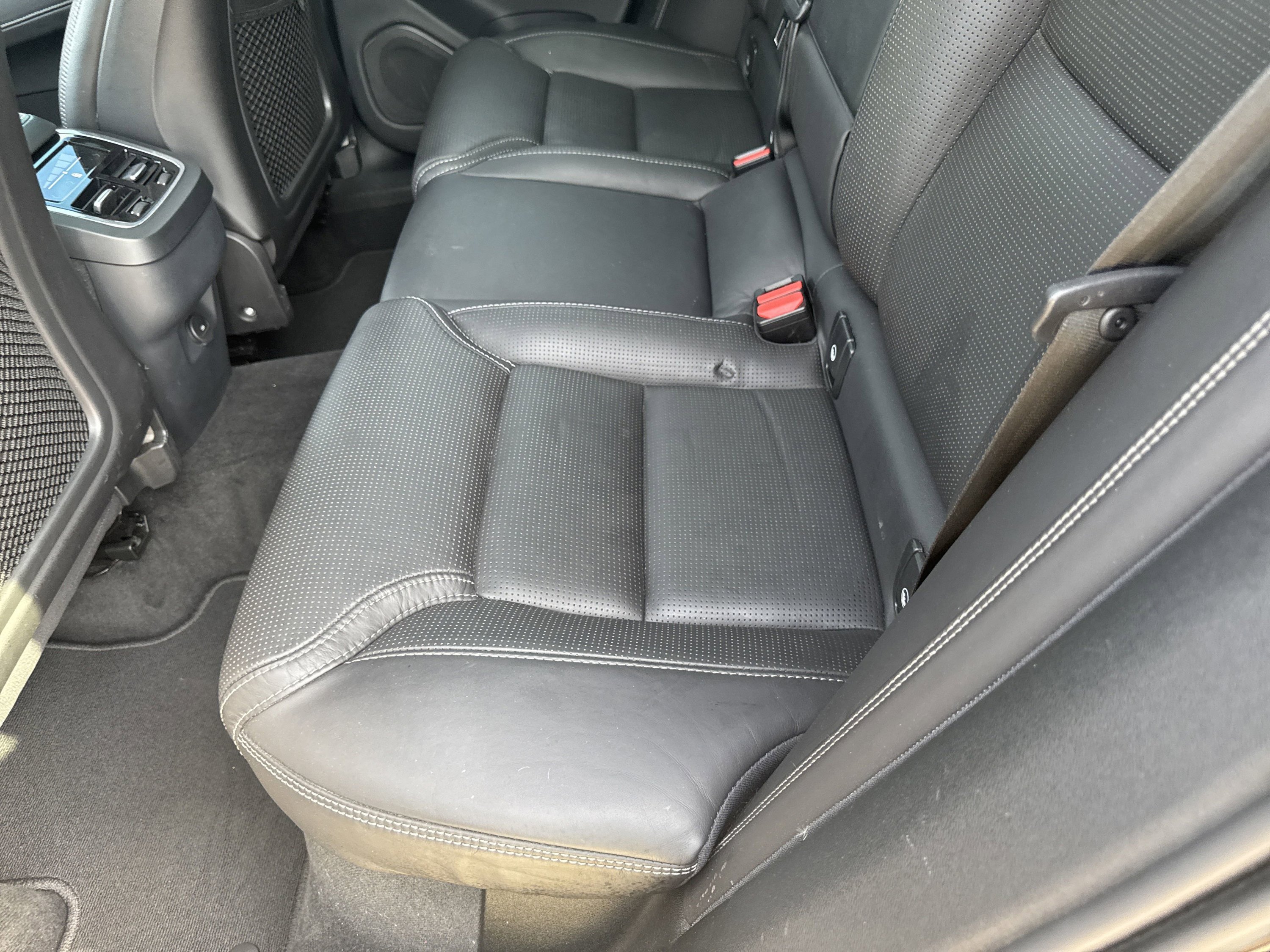 Used 2021 Volvo XC60 T5 Inscription image 22