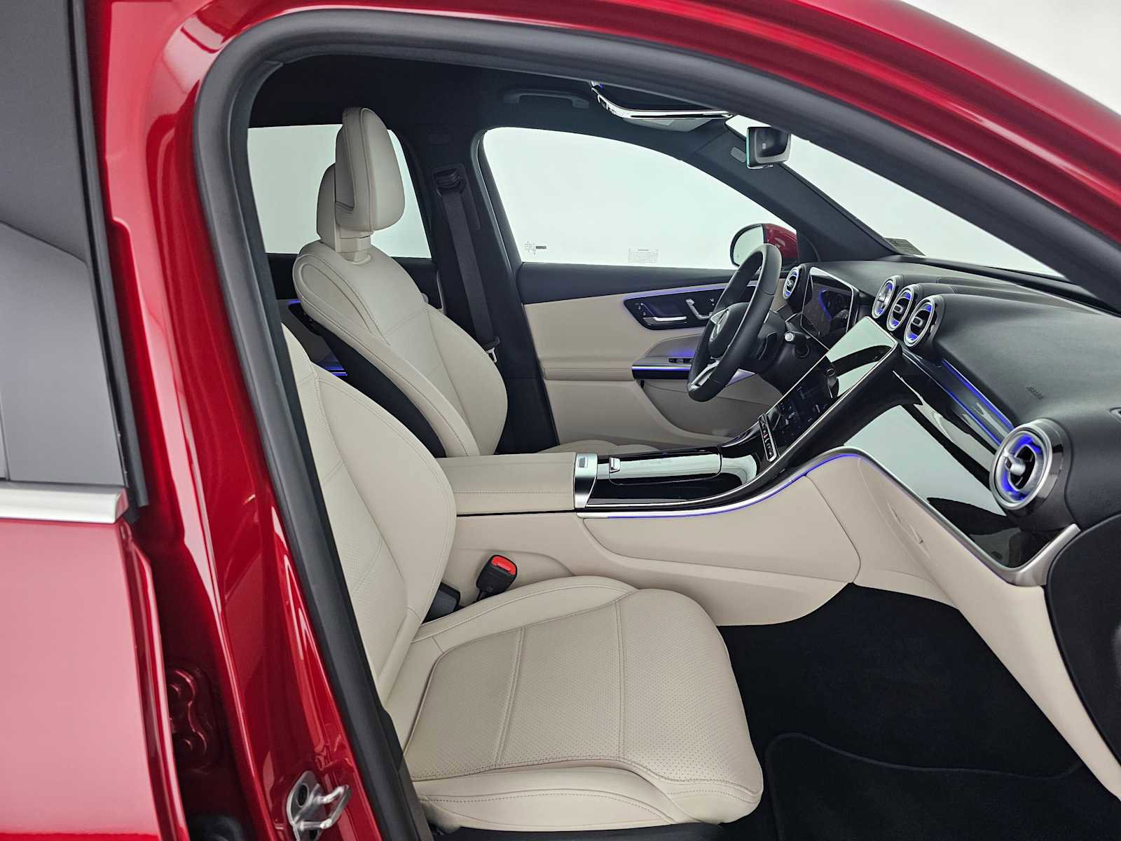 Certified 2025 Mercedes-Benz GLC 300 image 12