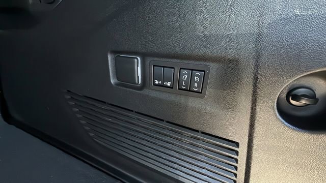 Used 2024 Chevrolet Suburban High Country w/ Max Trailering Package image 38