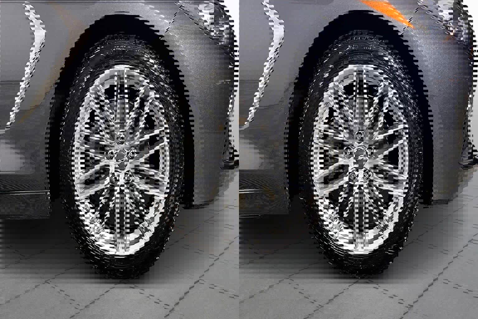 Used 2020 Genesis G70 2.0T image 10