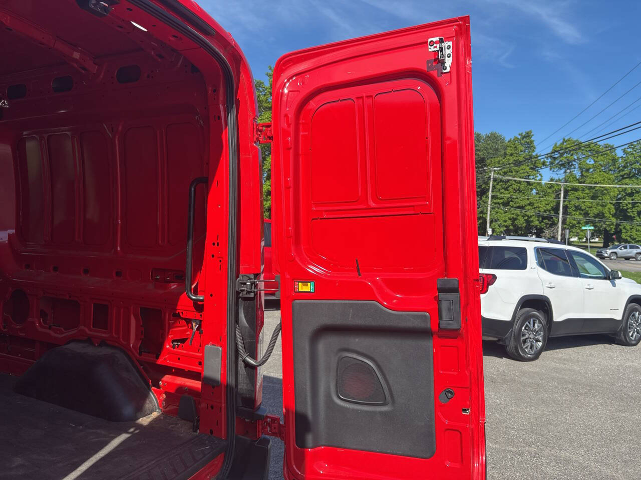 Used 2023 Ford Transit 250 Medium Roof AWD image 13