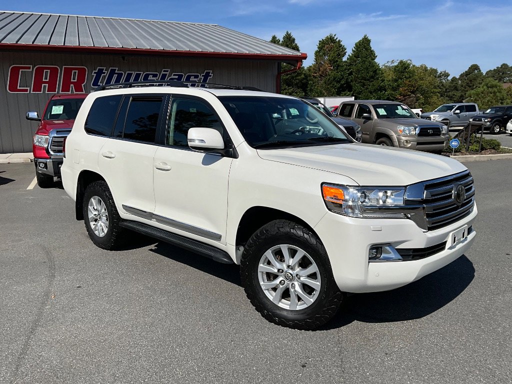 Used 2016 Toyota Land Cruiser image 2
