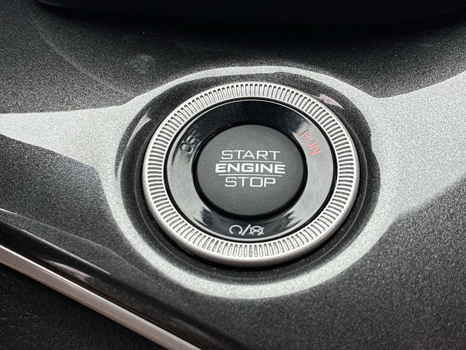 Used 2022 Jeep Grand Cherokee Altitude image 16