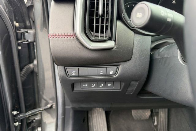 Certified 2025 MAZDA CX-50 AWD 2.5 Hybrid w/ Premium Pkg image 18