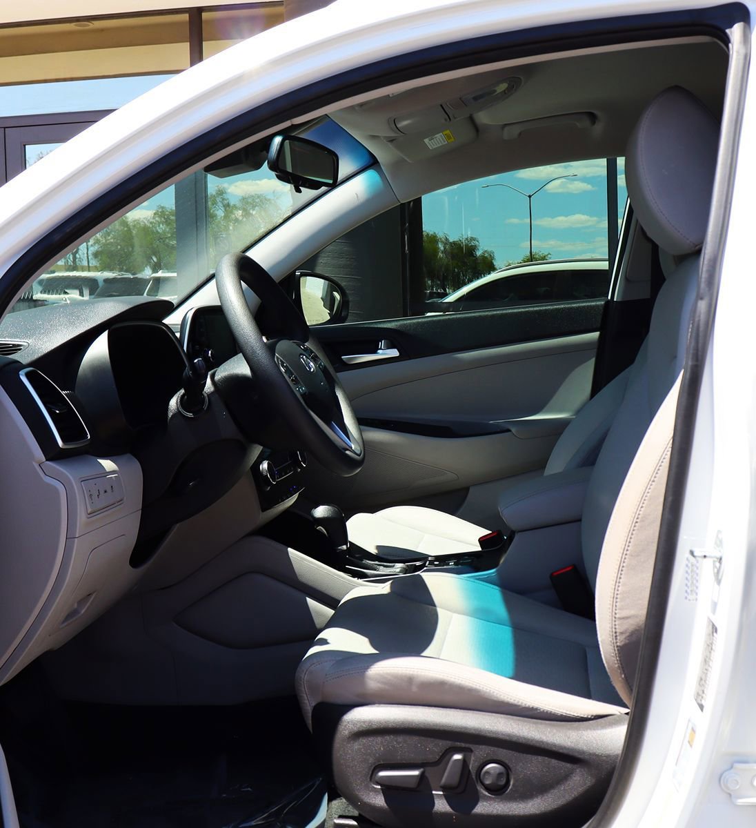 Used 2021 Hyundai Tucson Value FWD image 37