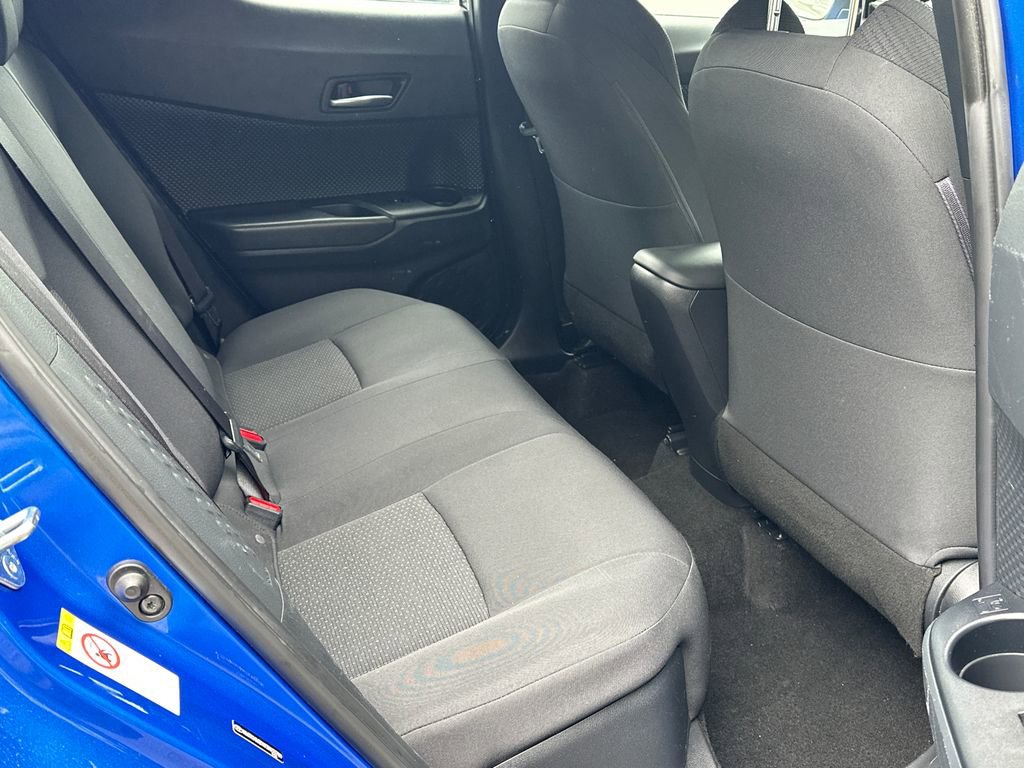 Used 2018 Toyota C-HR XLE FWD image 12