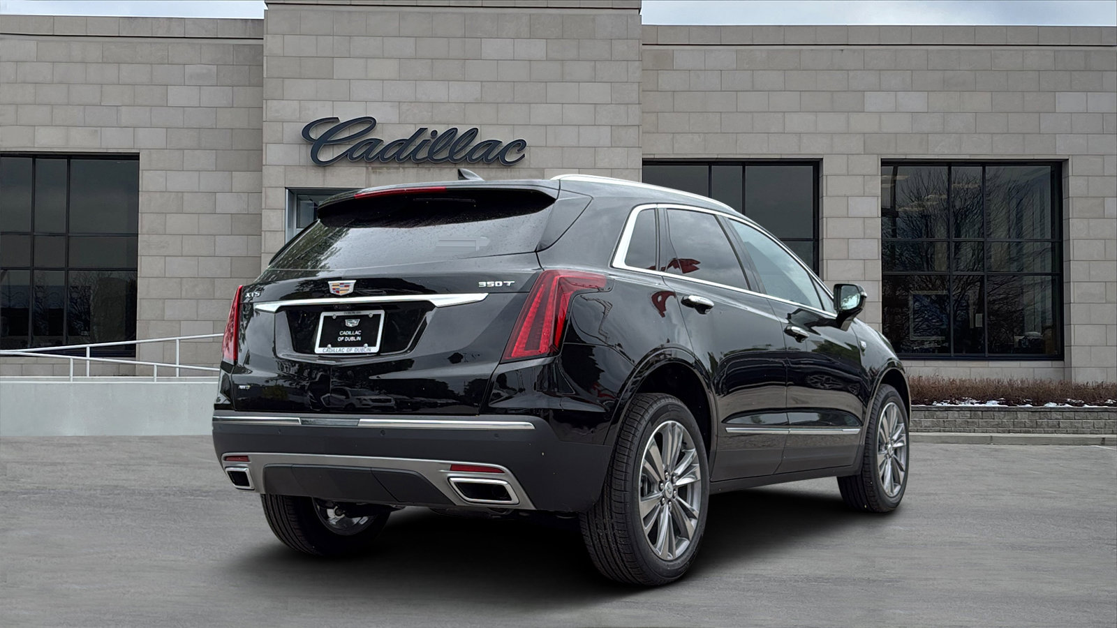 New 2026 Cadillac XT5 Premium Luxury w/ LPO, Floor Liner Package AWD/4WD image 3