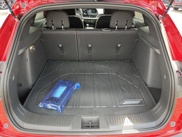 New 2026 Chevrolet Trax RS w/ Driver Confidence Package FWD image 22