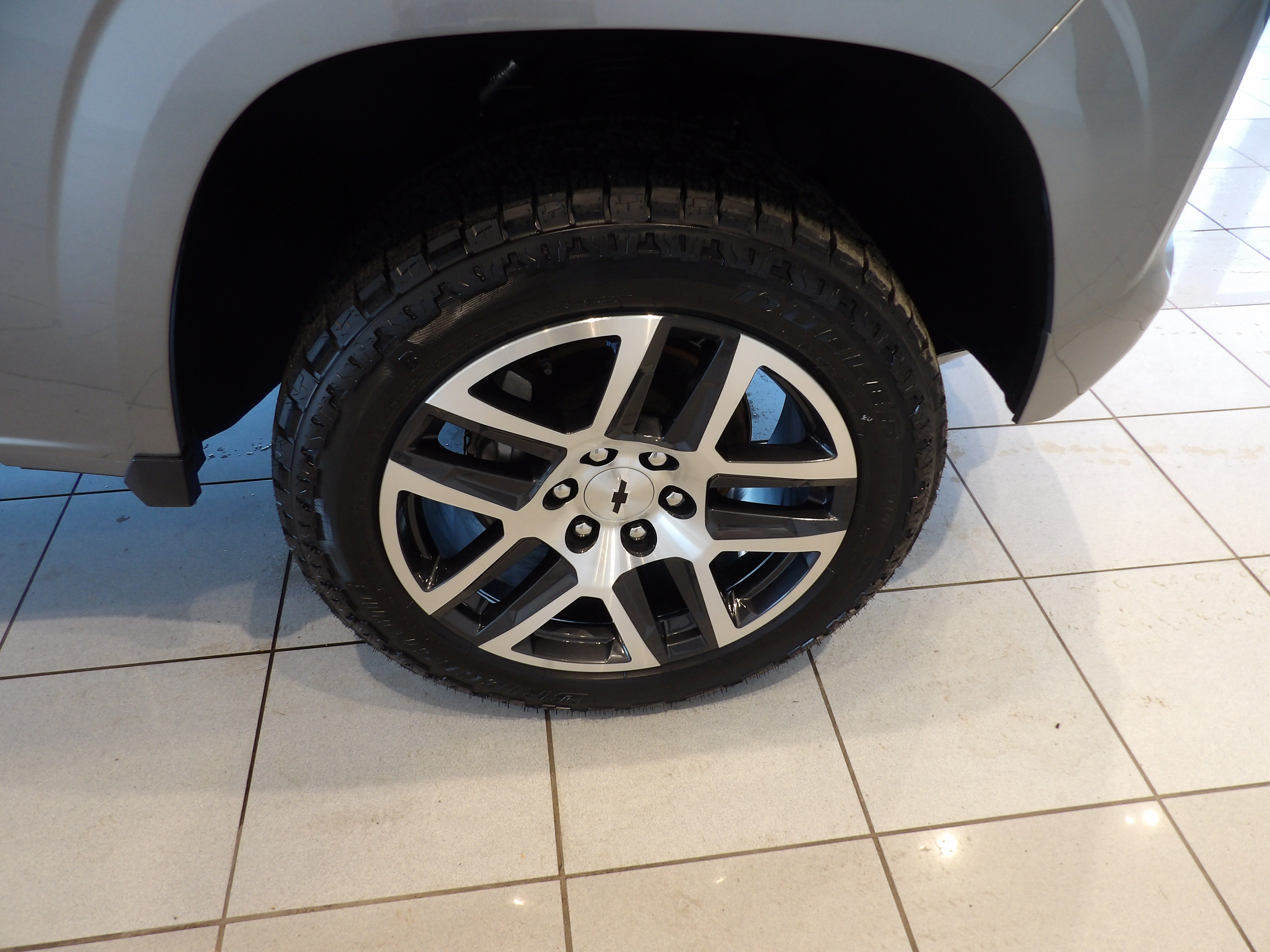 Used 2023 Chevrolet Colorado Z71 w/ Z71 Convenience Package 2 AWD/4WD image 26