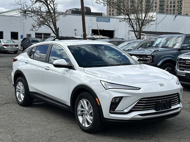 Used 2025 Buick Envista Preferred image 1