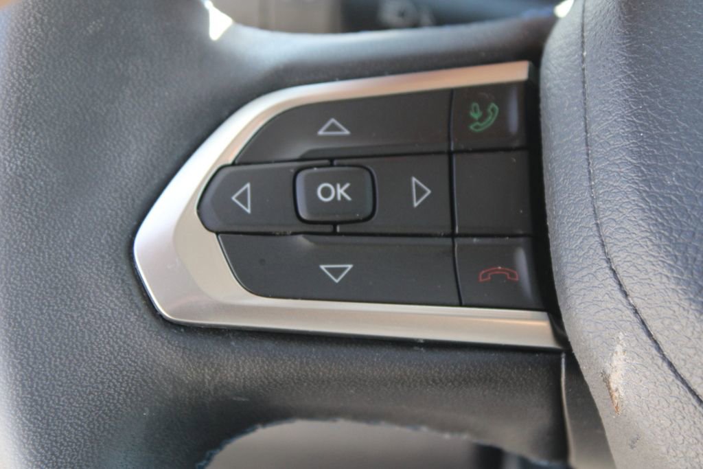 Used 2022 Jeep Compass Latitude image 23