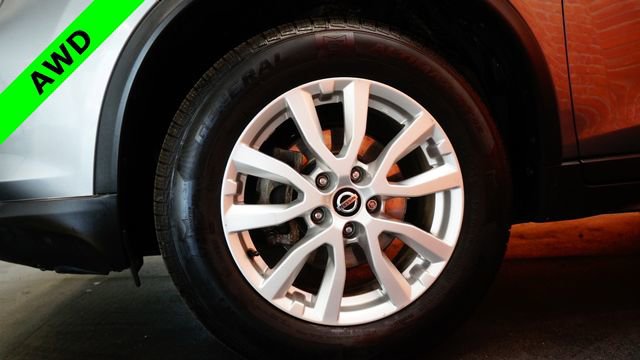 Used 2018 Nissan Rogue SV w/ Premium Package AWD/4WD image 72