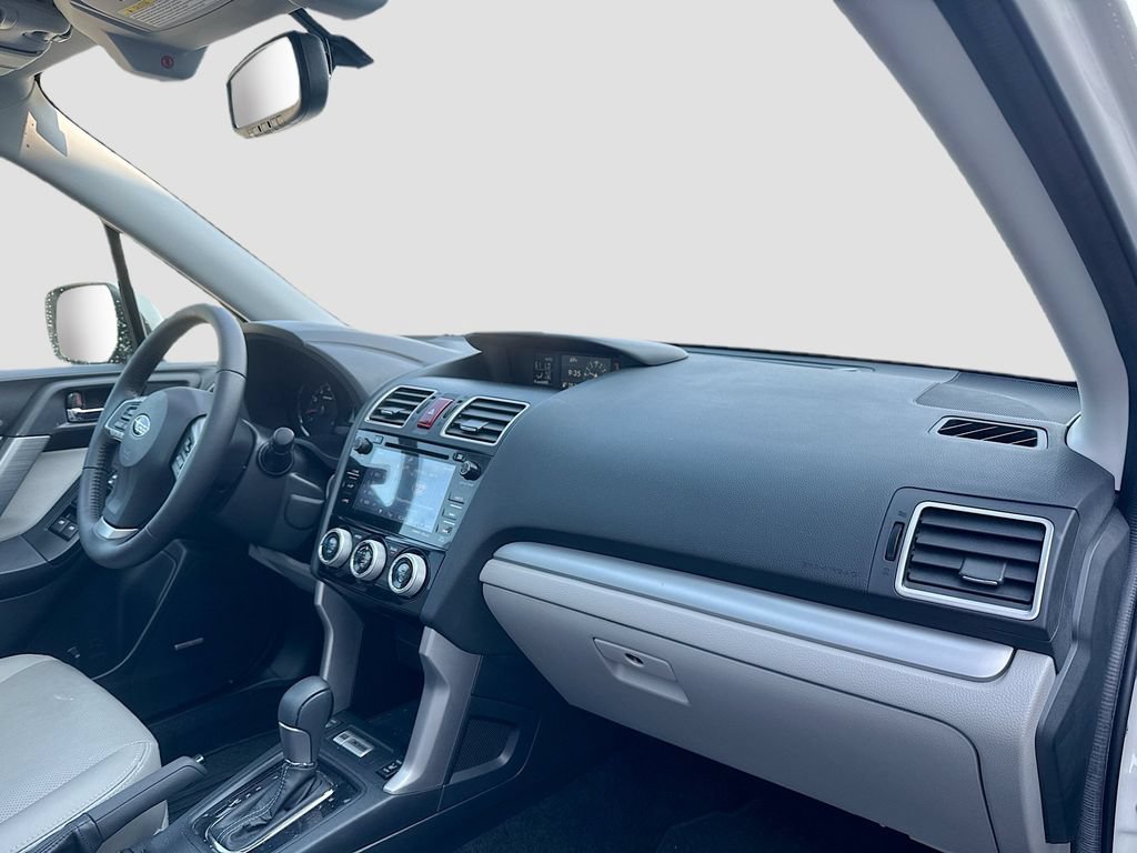 Used 2016 Subaru Forester 2.5i Touring w/ Eyesight & Navigation System AWD/4WD image 28
