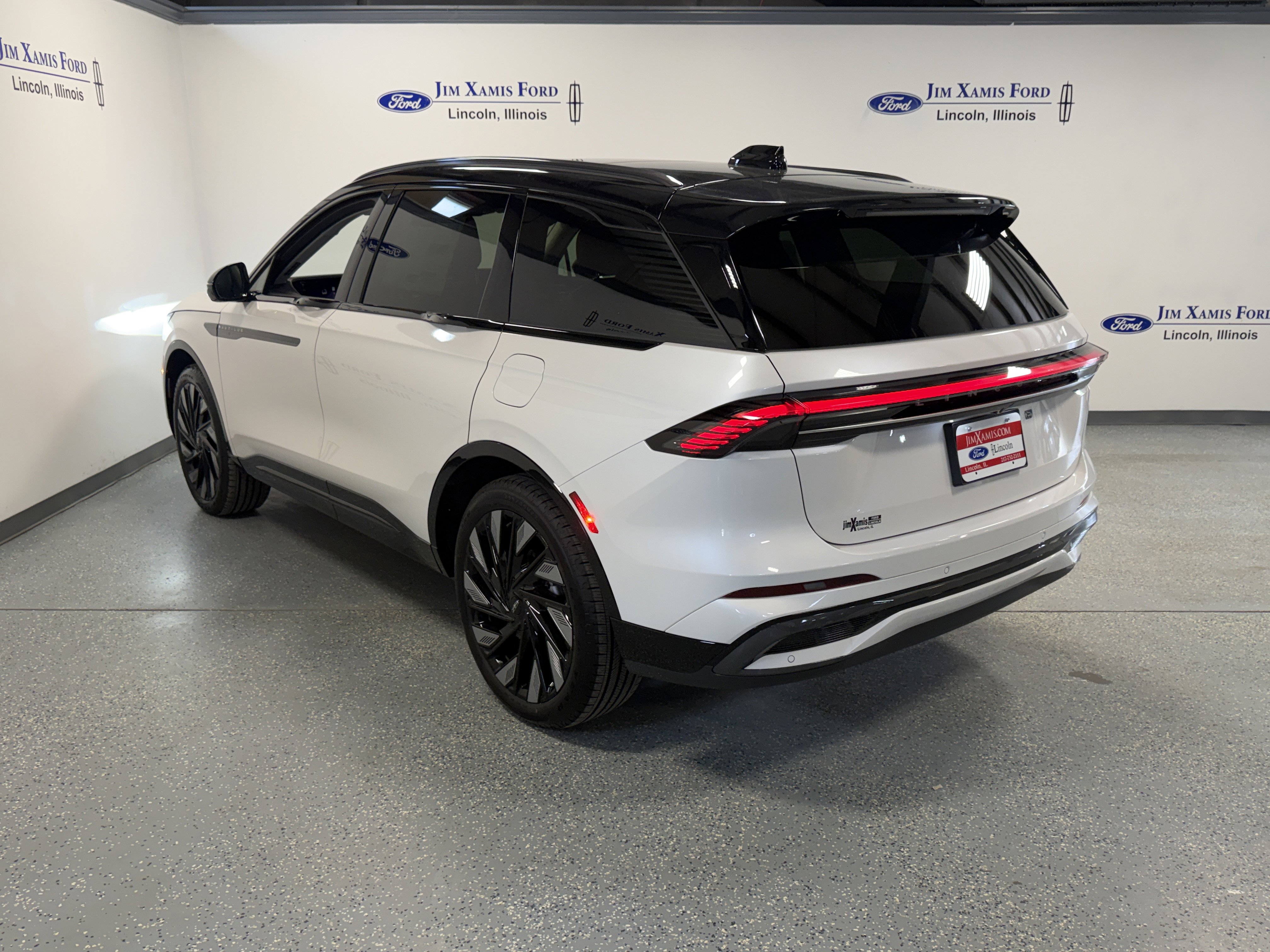 New 2026 Lincoln Nautilus Reserve w/ Jet Appearance Package AWD/4WD image 33