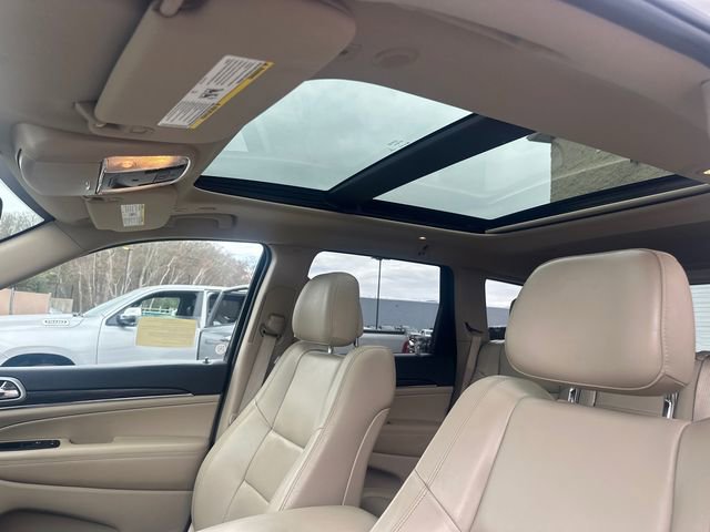 Used 2019 Jeep Grand Cherokee Limited w/ Luxury Group II image 38