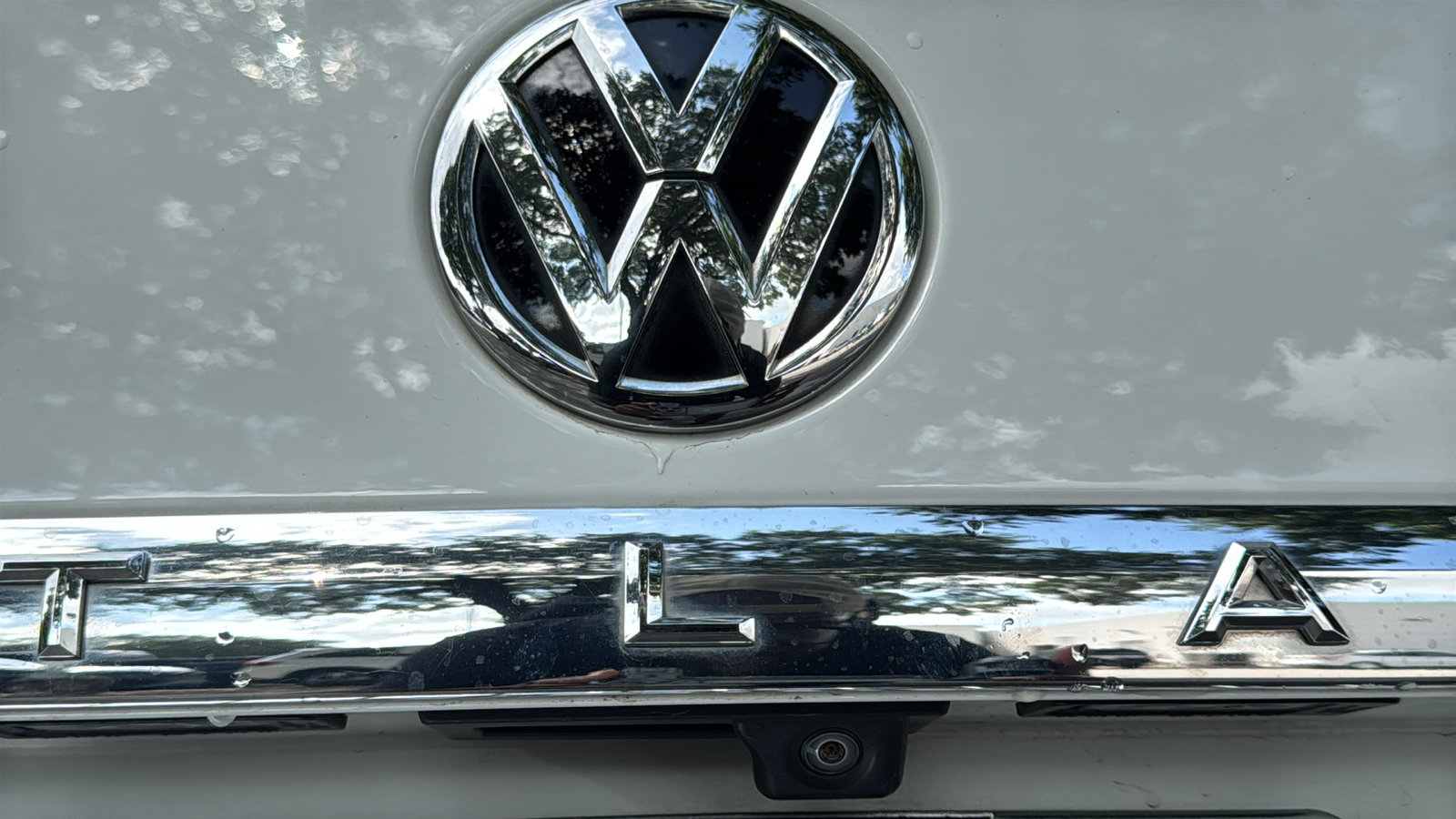 Used 2019 Volkswagen Atlas SEL FWD image 19