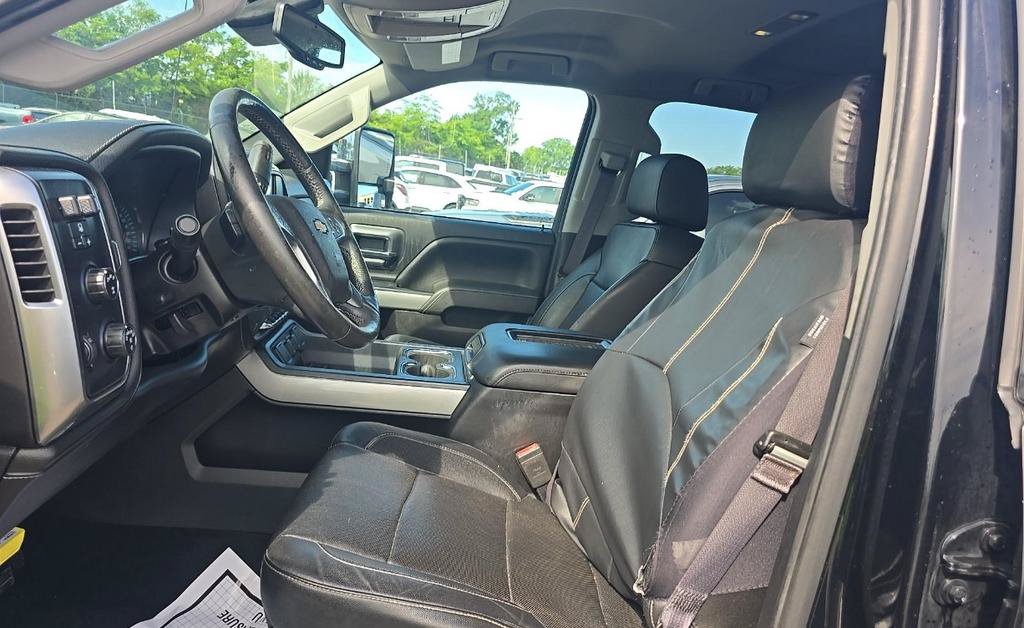 Used 2017 Chevrolet Silverado 2500 LTZ w/ Vortec Plus Package AWD/4WD image 10