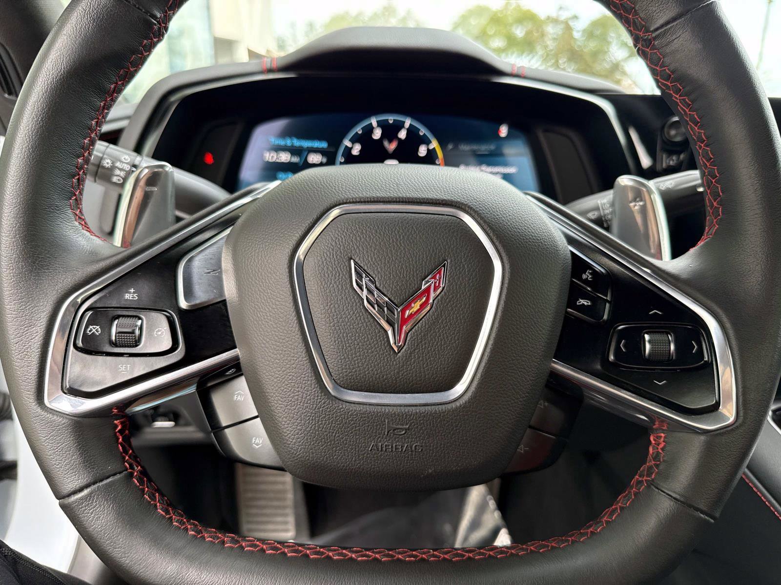 Used 2023 Chevrolet Corvette Stingray Convertible w/ Z51 Performance Package image 21