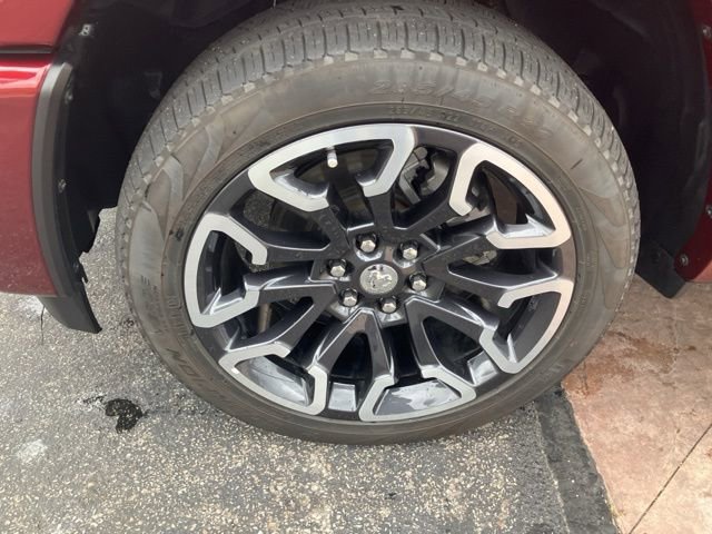 Used 2025 RAM 1500 Limited image 43