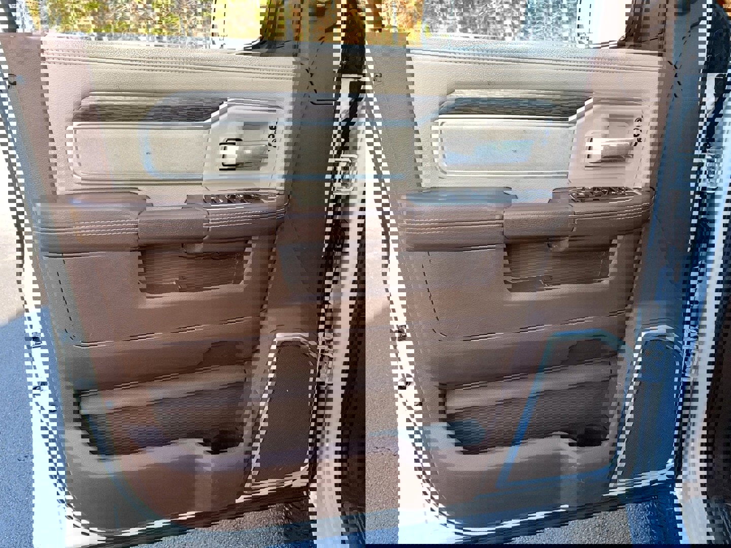 Used 2020 RAM 2500 Laramie image 16