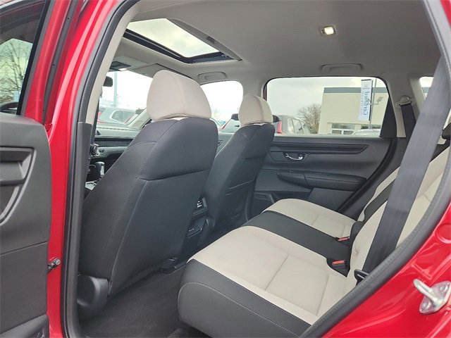 Used 2025 Honda CR-V EX image 10