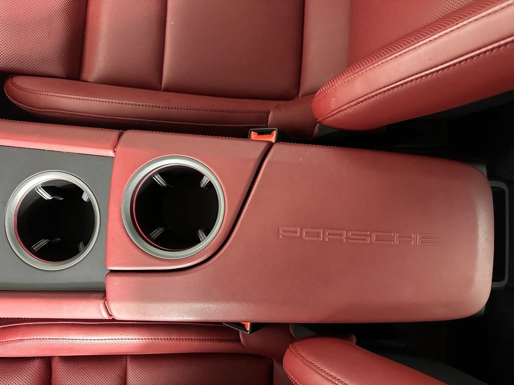 Certified 2020 Porsche Taycan Turbo S AWD/4WD image 32